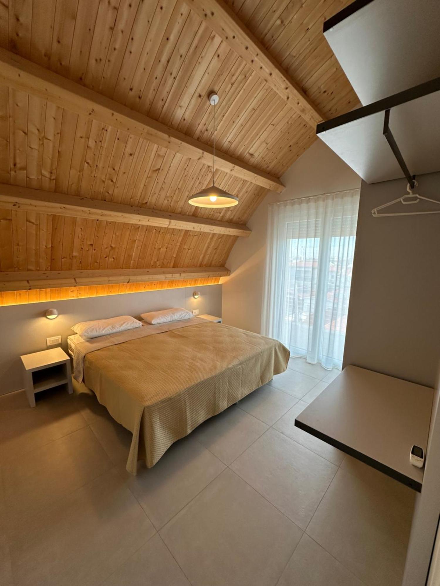 Woody Green Penthouse Sea View - Agenzia Cocal Caorle Exterior foto